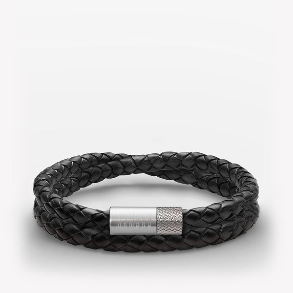 Zwarte dubbele leren armband met zilveren stalen sluiting