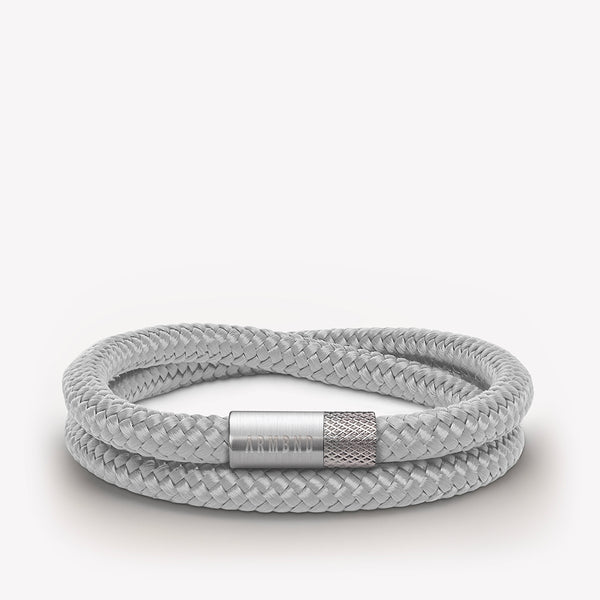Grijze dubbele armband met zilveren stalen sluiting