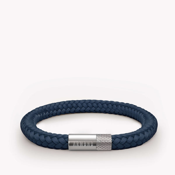 Donkerblauwe dunne armband met zilveren stalen sluiting