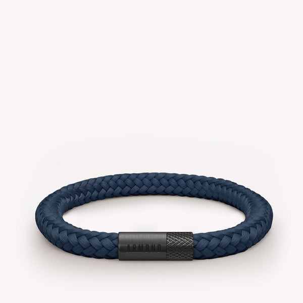 Dunkelblaues dünnes Armband mit schwarzem Stahlverschluss