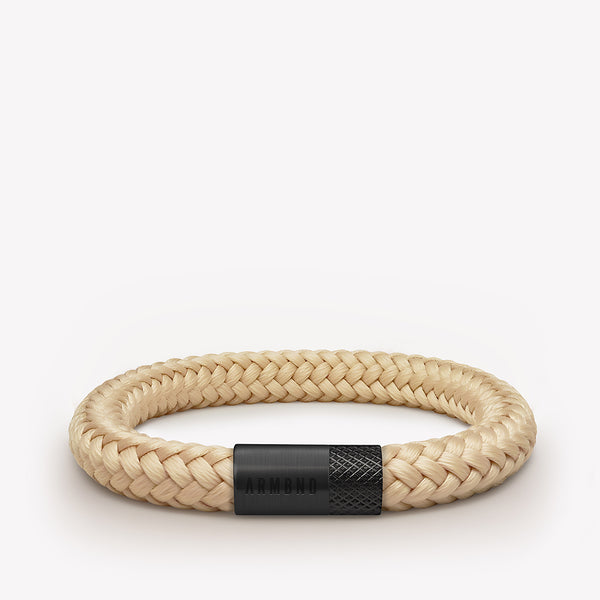 Beige armband met zwarte stalen sluiting