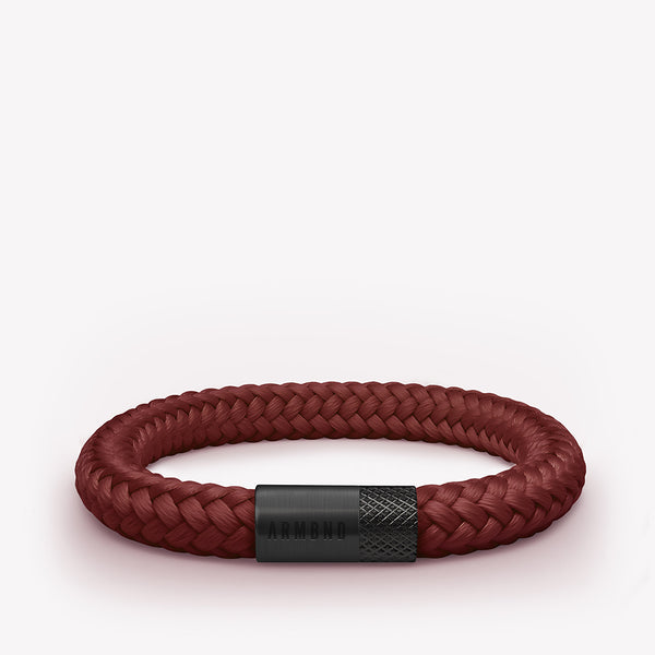 Donkerrode armband met zwarte stalen sluiting
